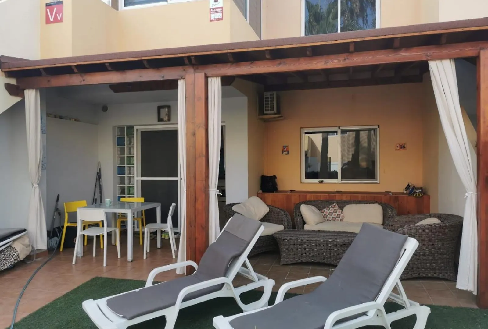 2 Bedroom Pool Apartment Close To Beach Rocky Point Corralejo